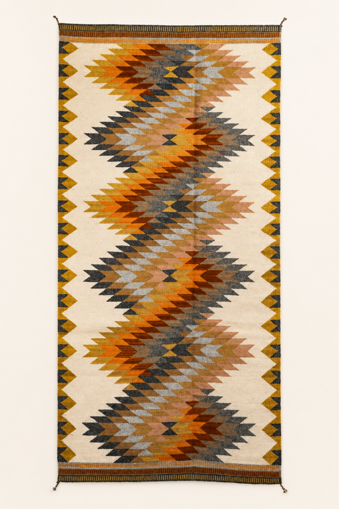 Estrella de Marfil — handwoven Zapotec rug by Wilmer Vásquez Luis